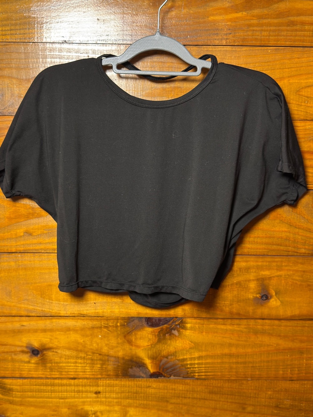 SHEIN Black Short Sleeve Cropped Tee